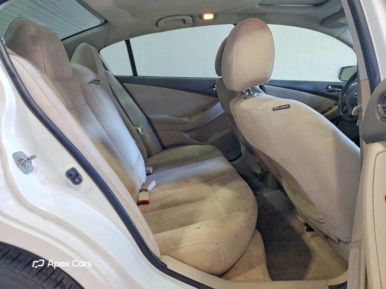 Nissan Altima 2012