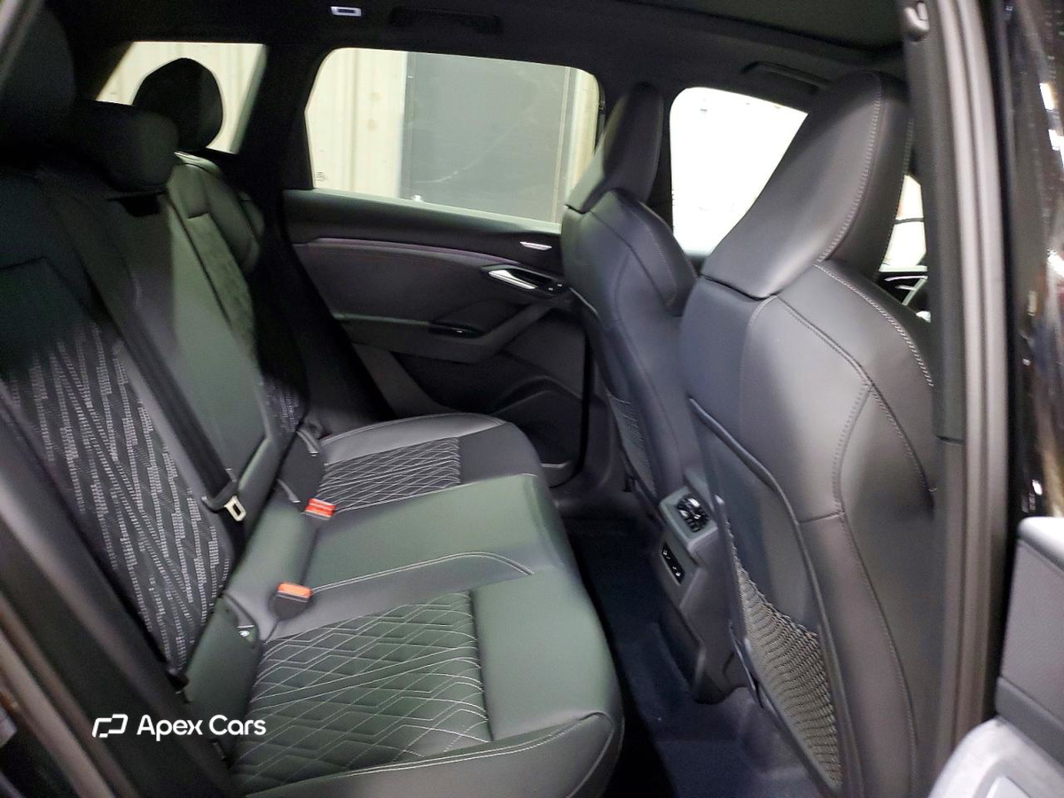 Audi SQ8 2025