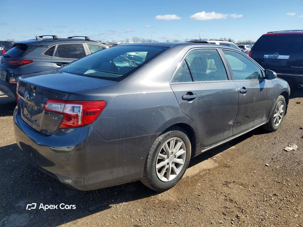 Toyota Camry 2012