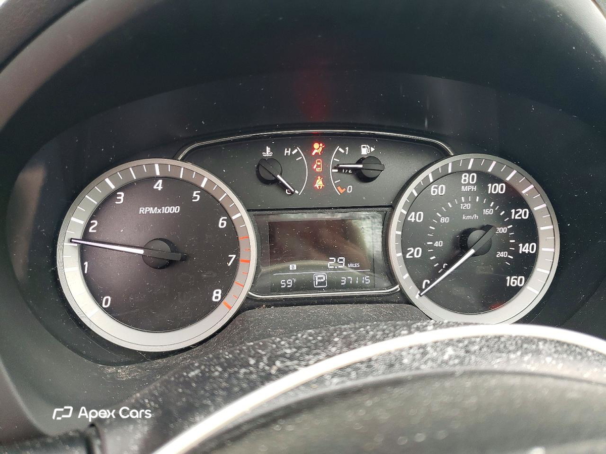 Nissan Sentra 2015