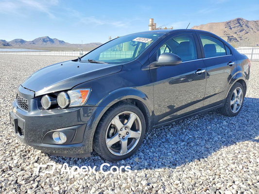 Chevrolet Sonic 2015 - Image 1 of 13