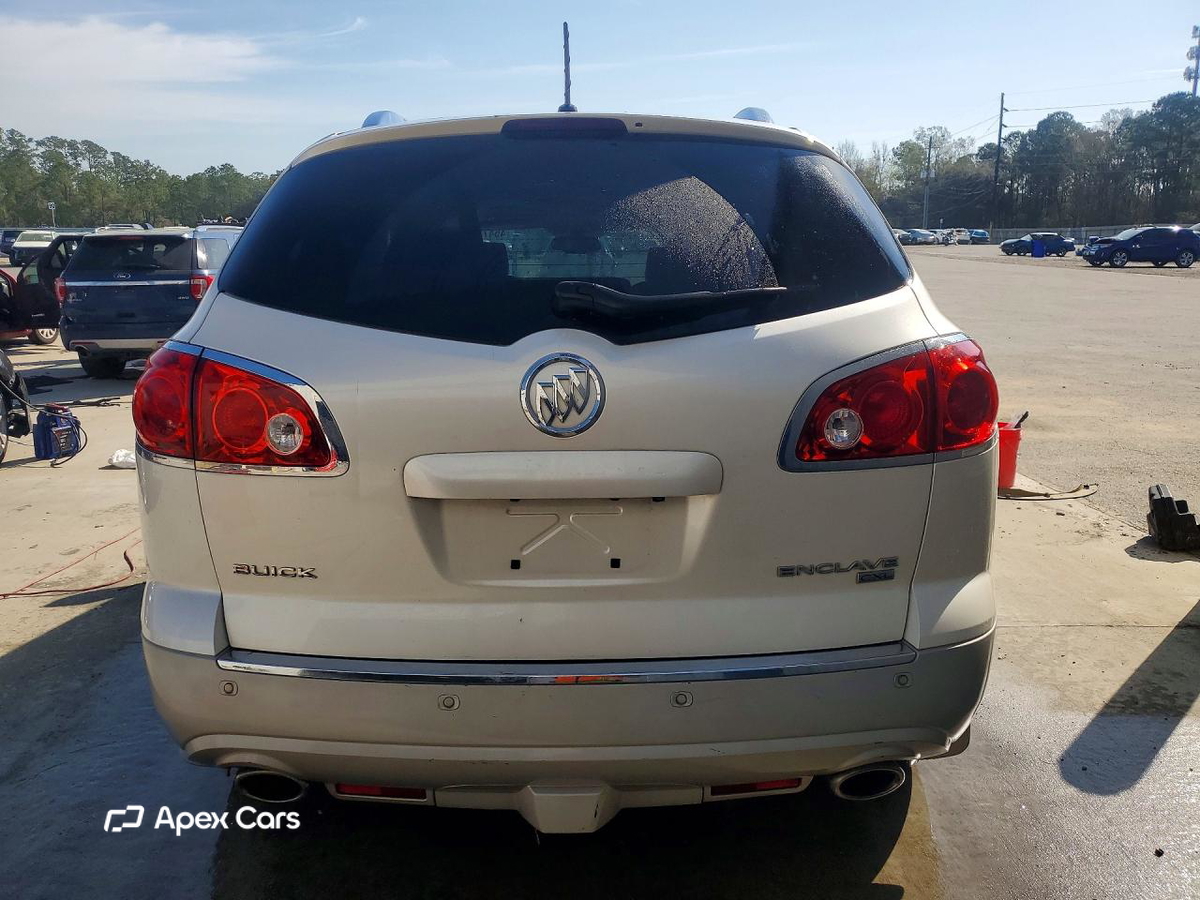 Buick Enclave 2011