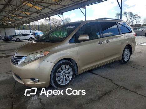 Toyota Sienna 2011 - Image 1 of 14
