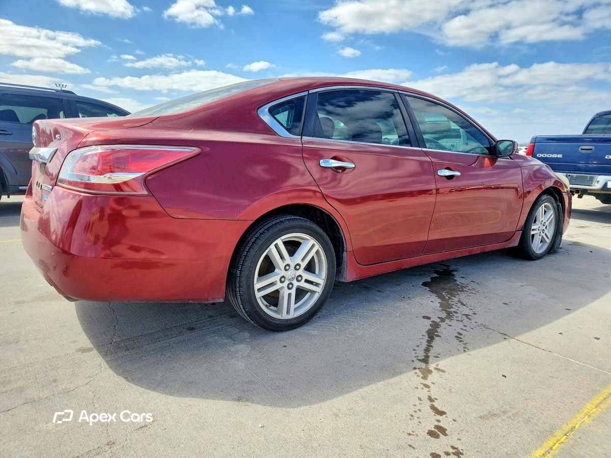 Nissan Altima 2013