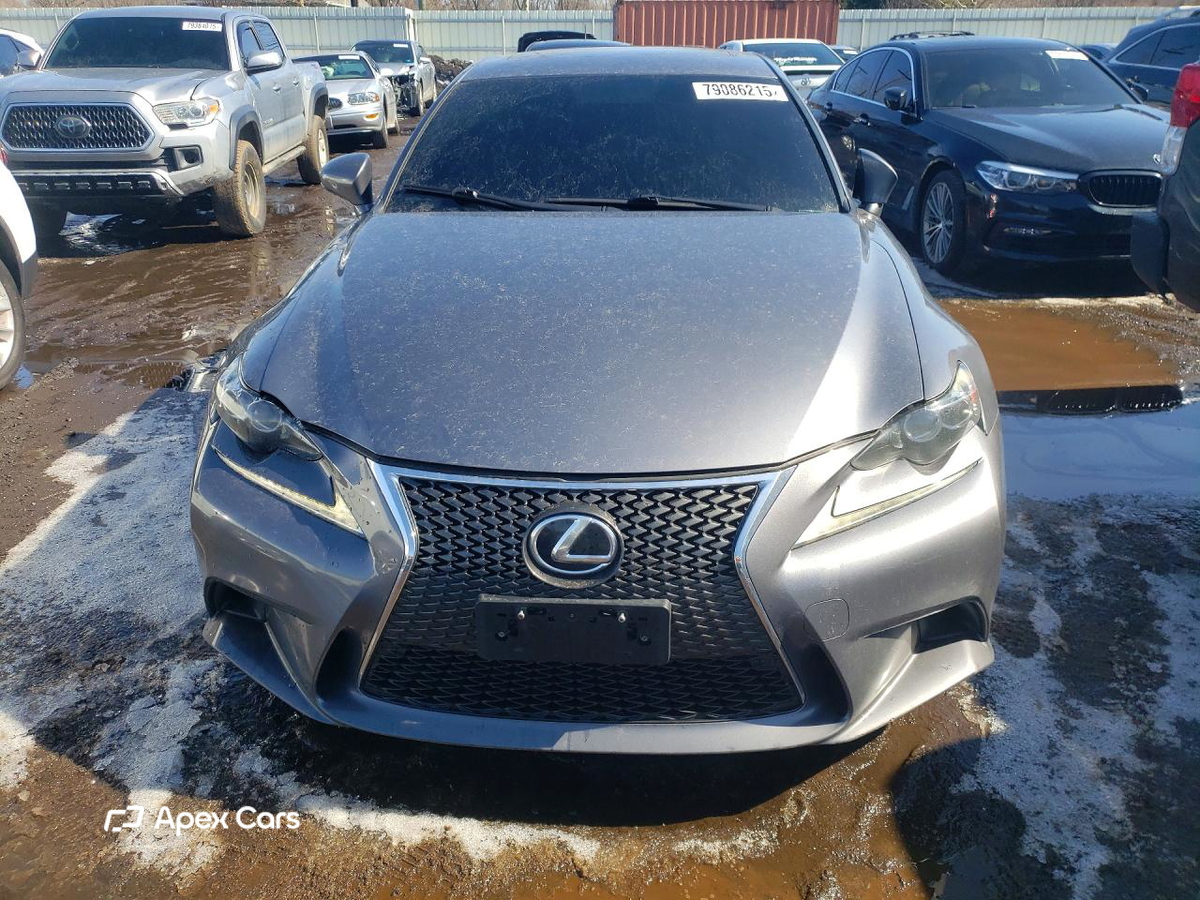 Lexus IS 2015