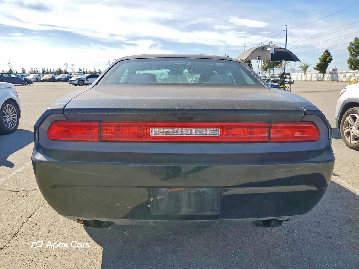 Dodge Challenger 2012