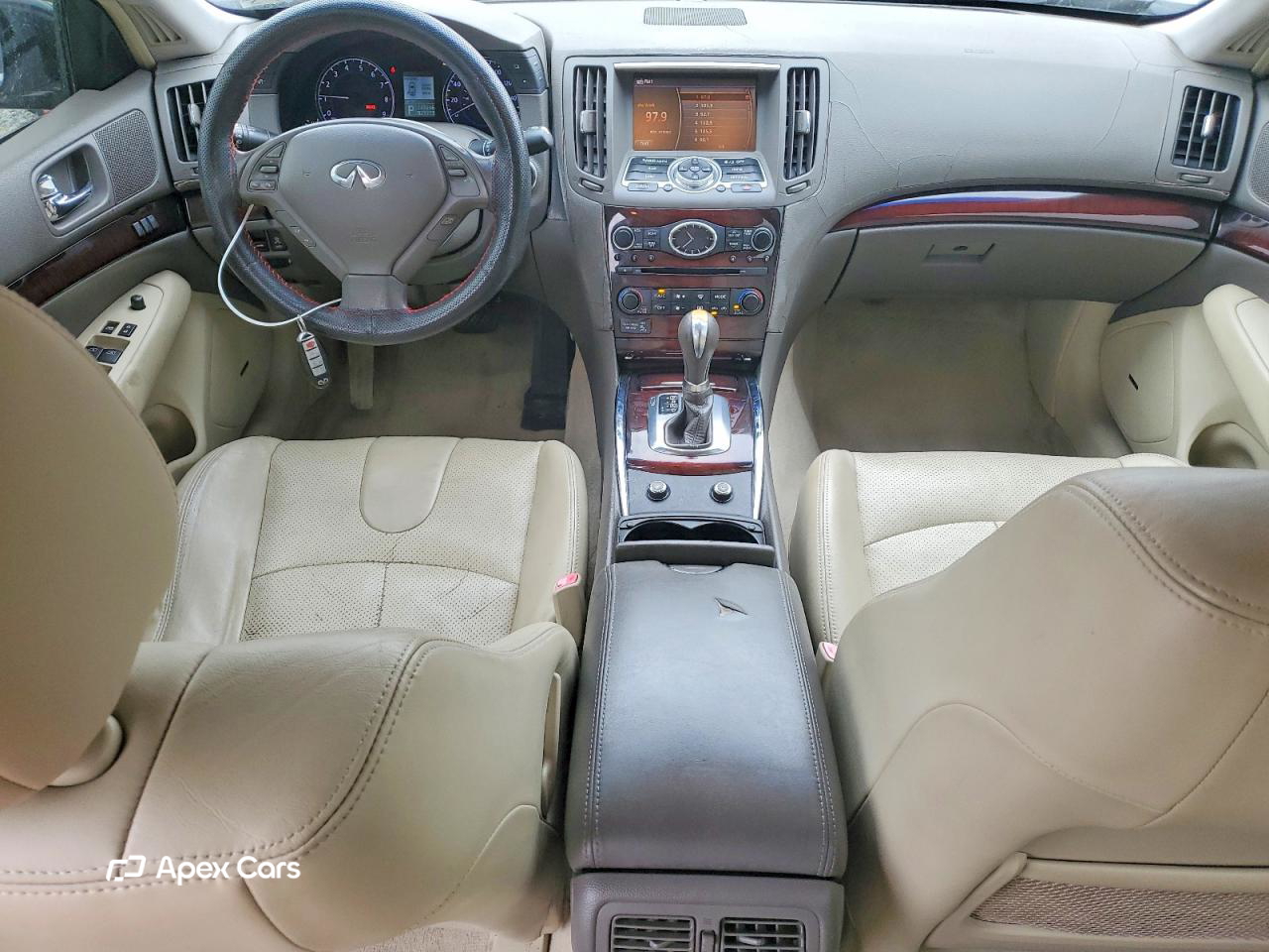 Infiniti G 2010