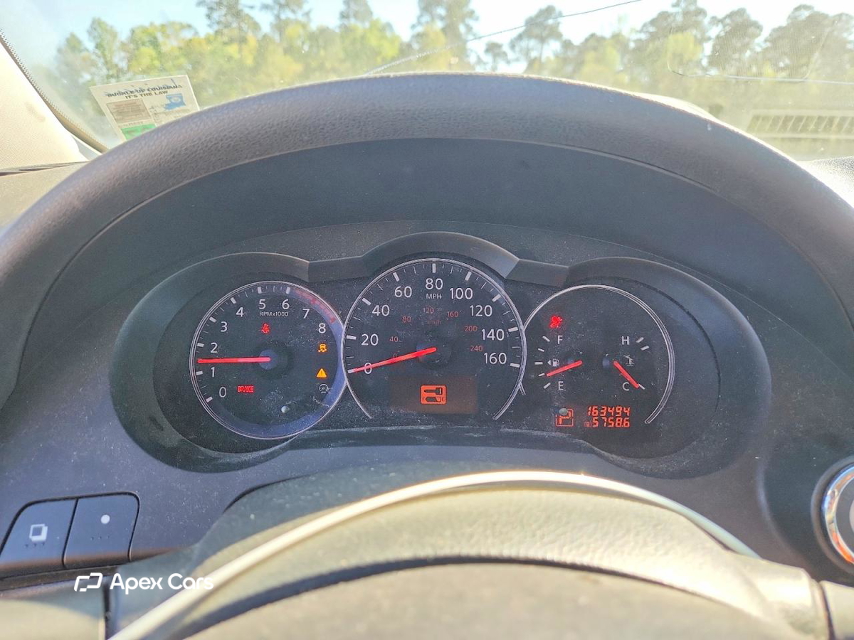 Nissan Altima 2012