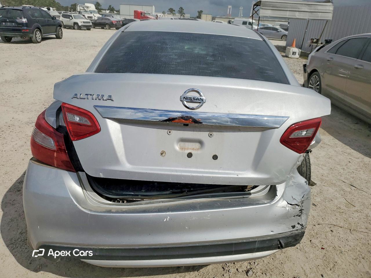 Nissan Altima 2018