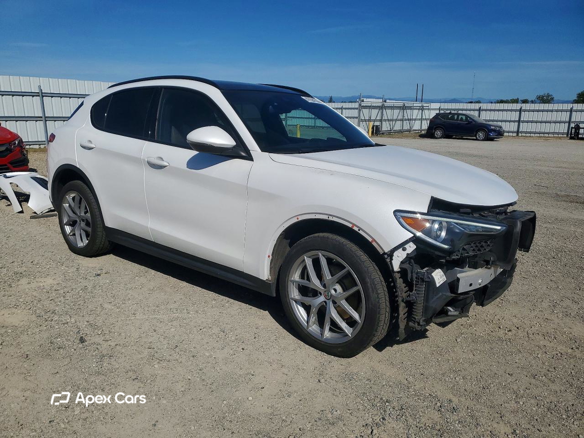 Alfa Romeo Stelvio 2018