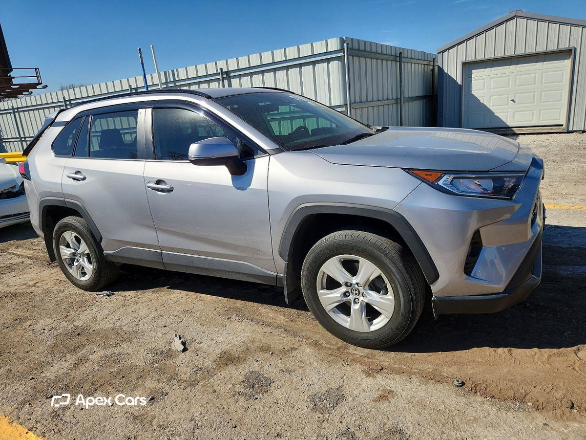 Toyota RAV 4 2021