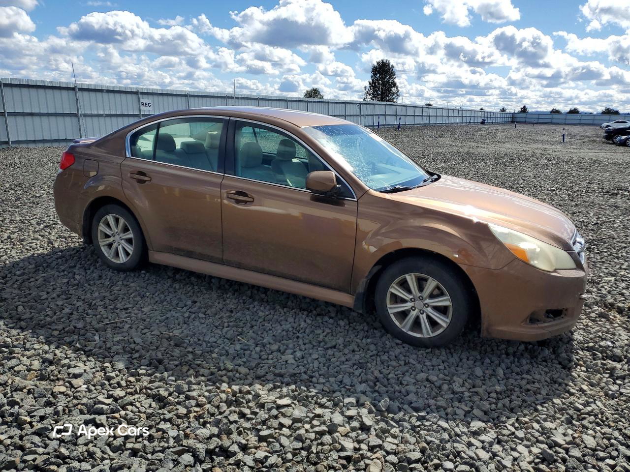 Subaru Legacy 2011