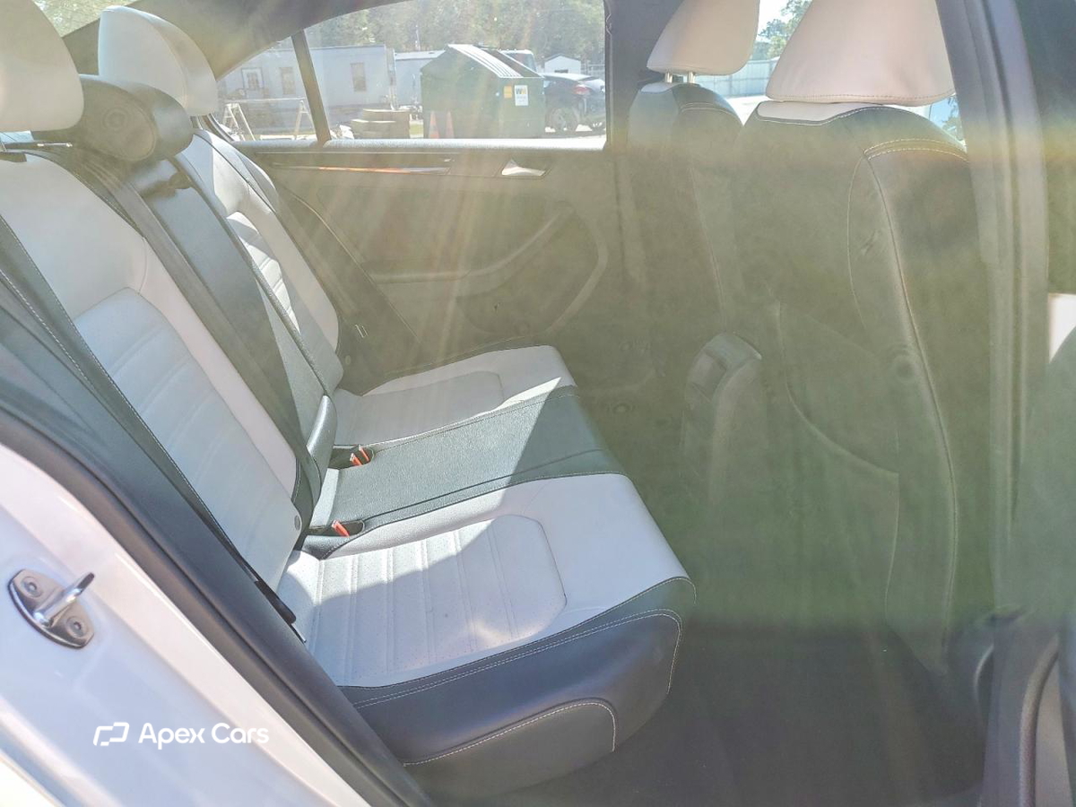 Volkswagen Jetta 2015
