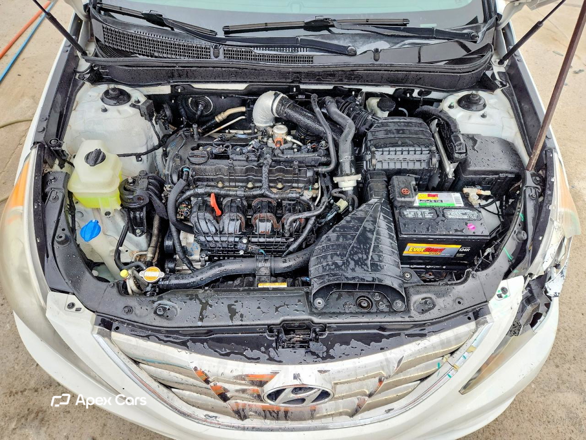 Hyundai Sonata 2013