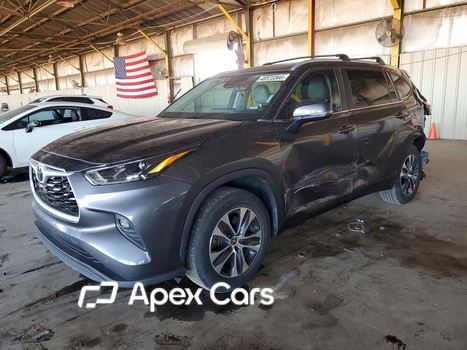Toyota Highlander 2023 - Image 1 of 13