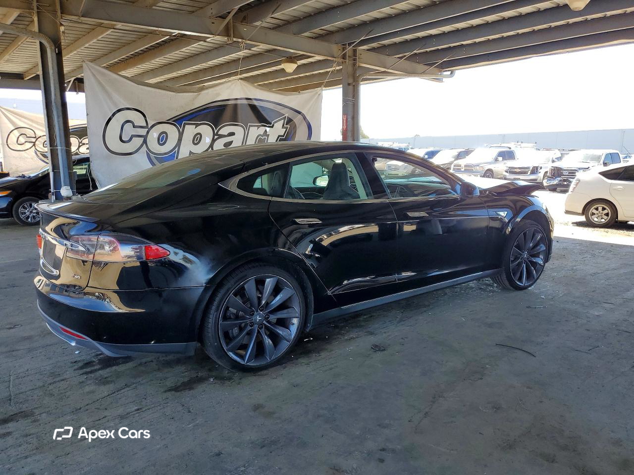 Tesla Model S 2013