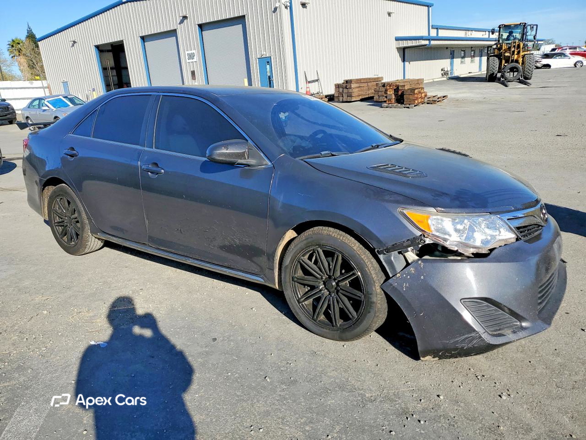 Toyota Camry 2012