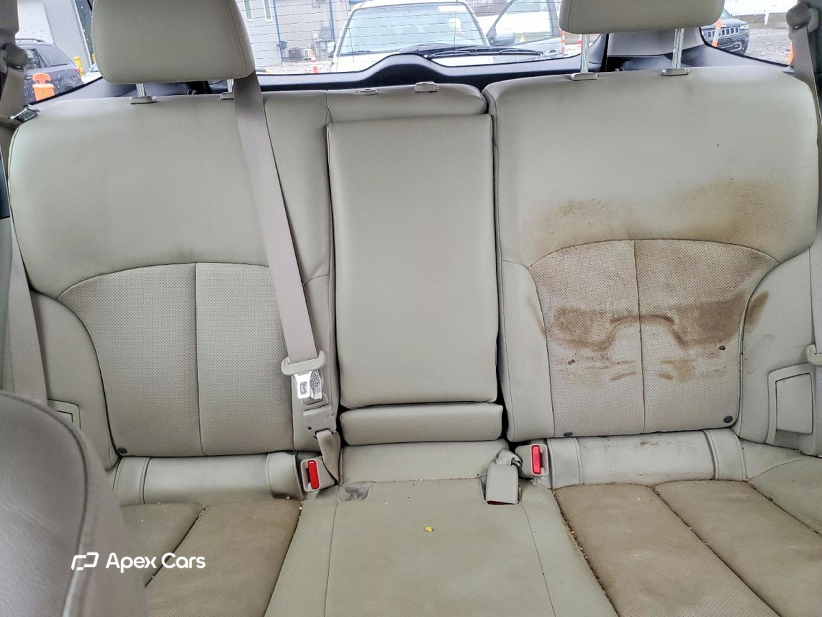 Subaru Outback 2011