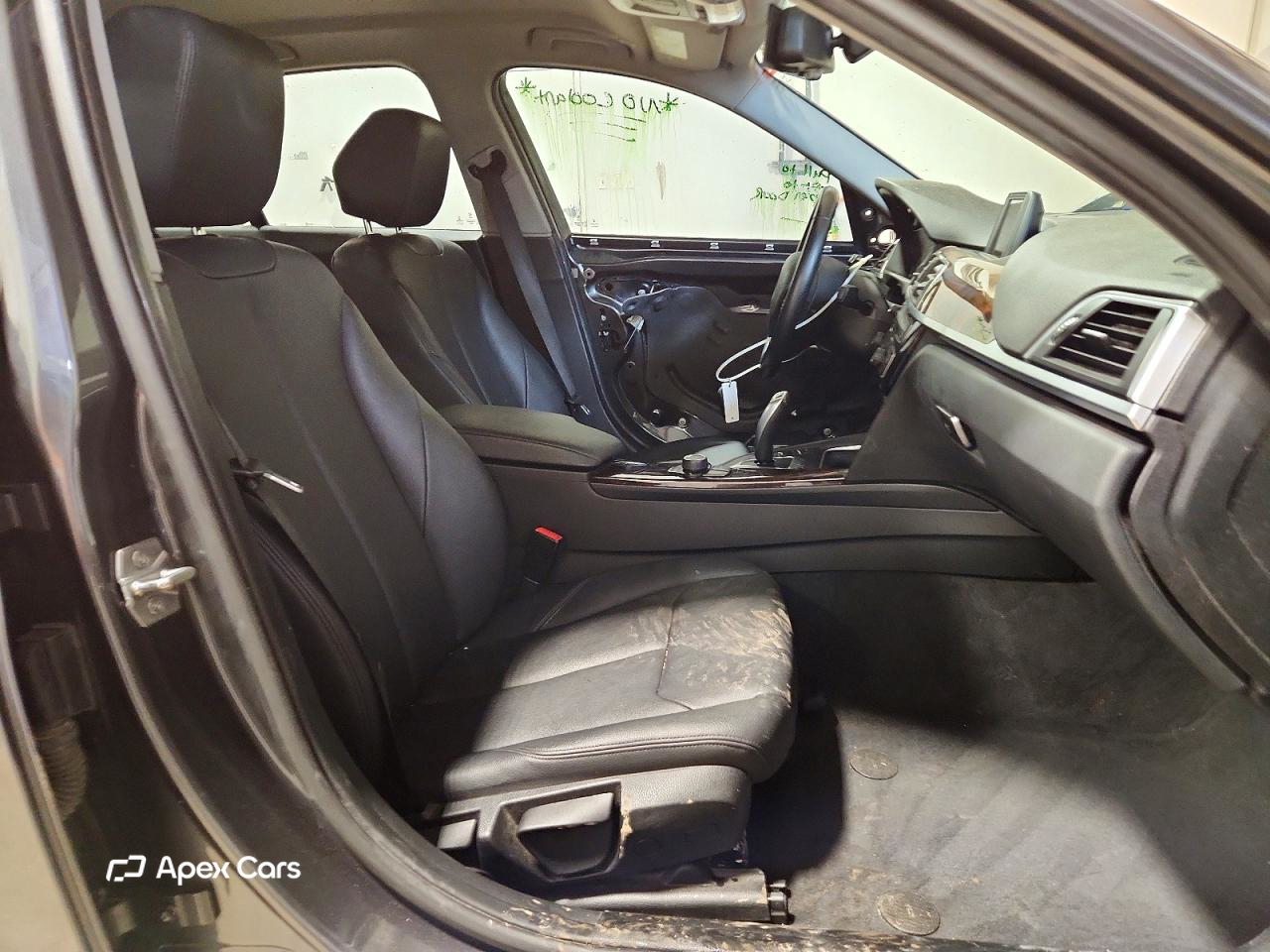 BMW Series 3 2016