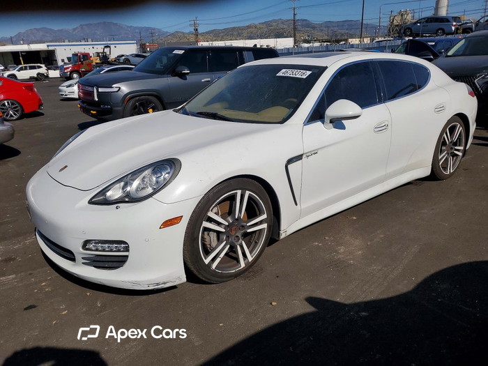 2013 Porsche Panamera - Image 1 of 5