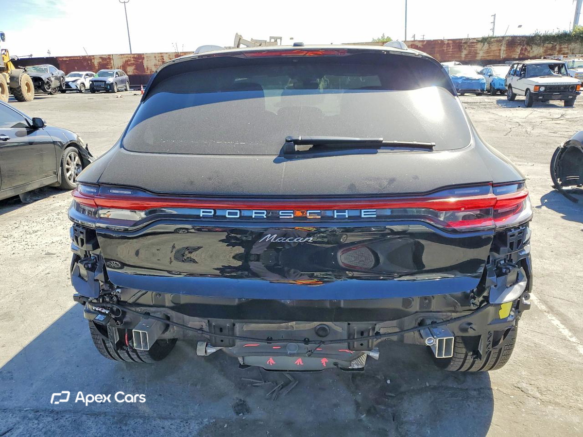 Porsche Macan 2024