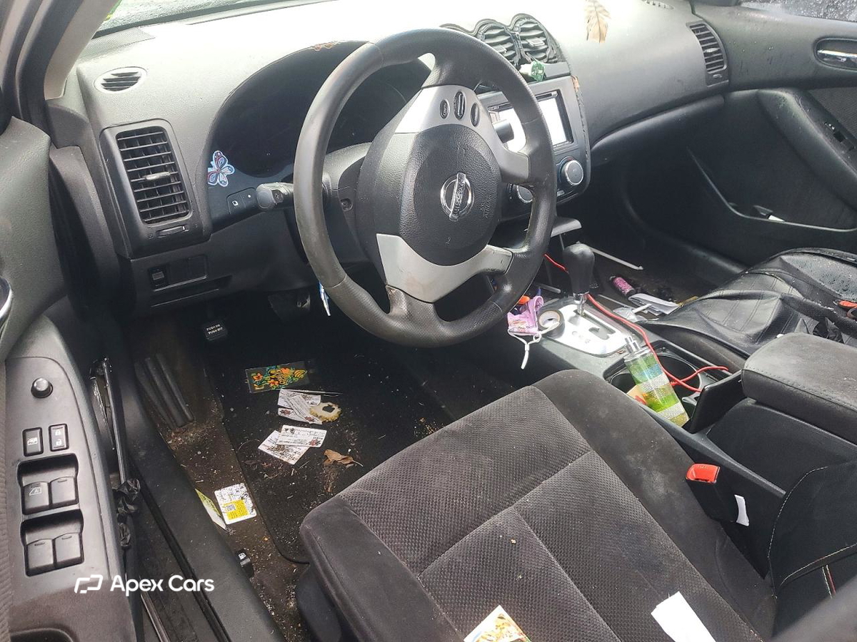 Nissan Altima 2009
