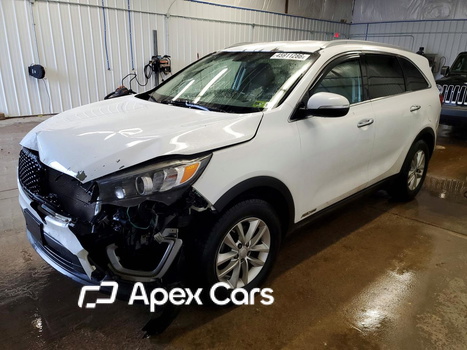 Kia Sorento 2016 - Image 1 of 14