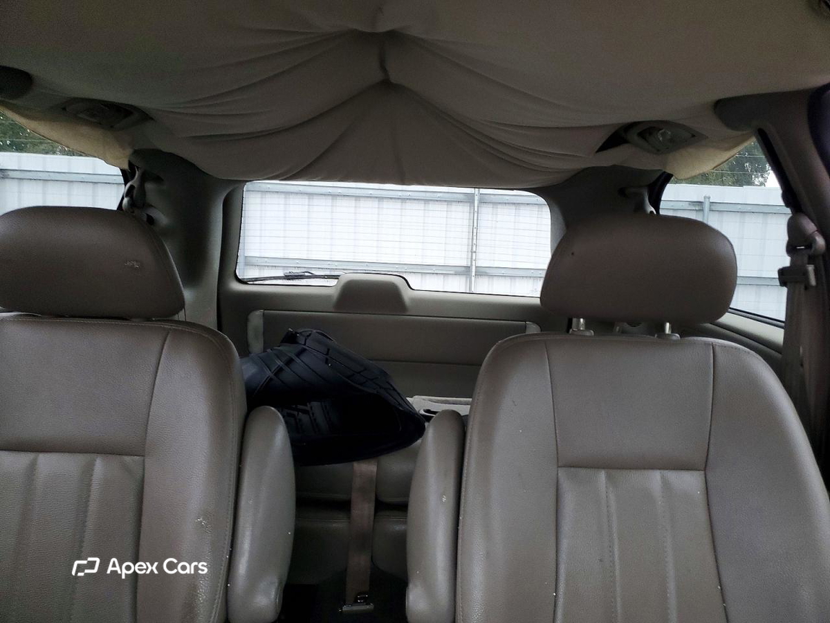 Dodge Caravan 2003