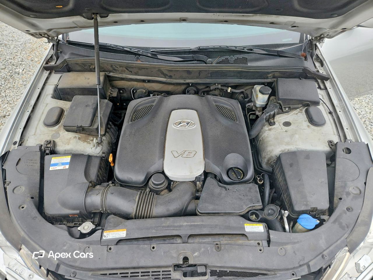 Hyundai Genesis 2011