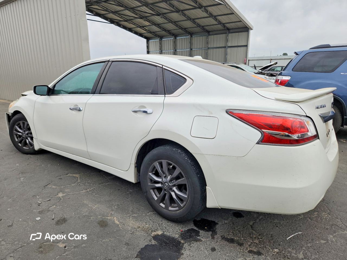 Nissan Altima 2015