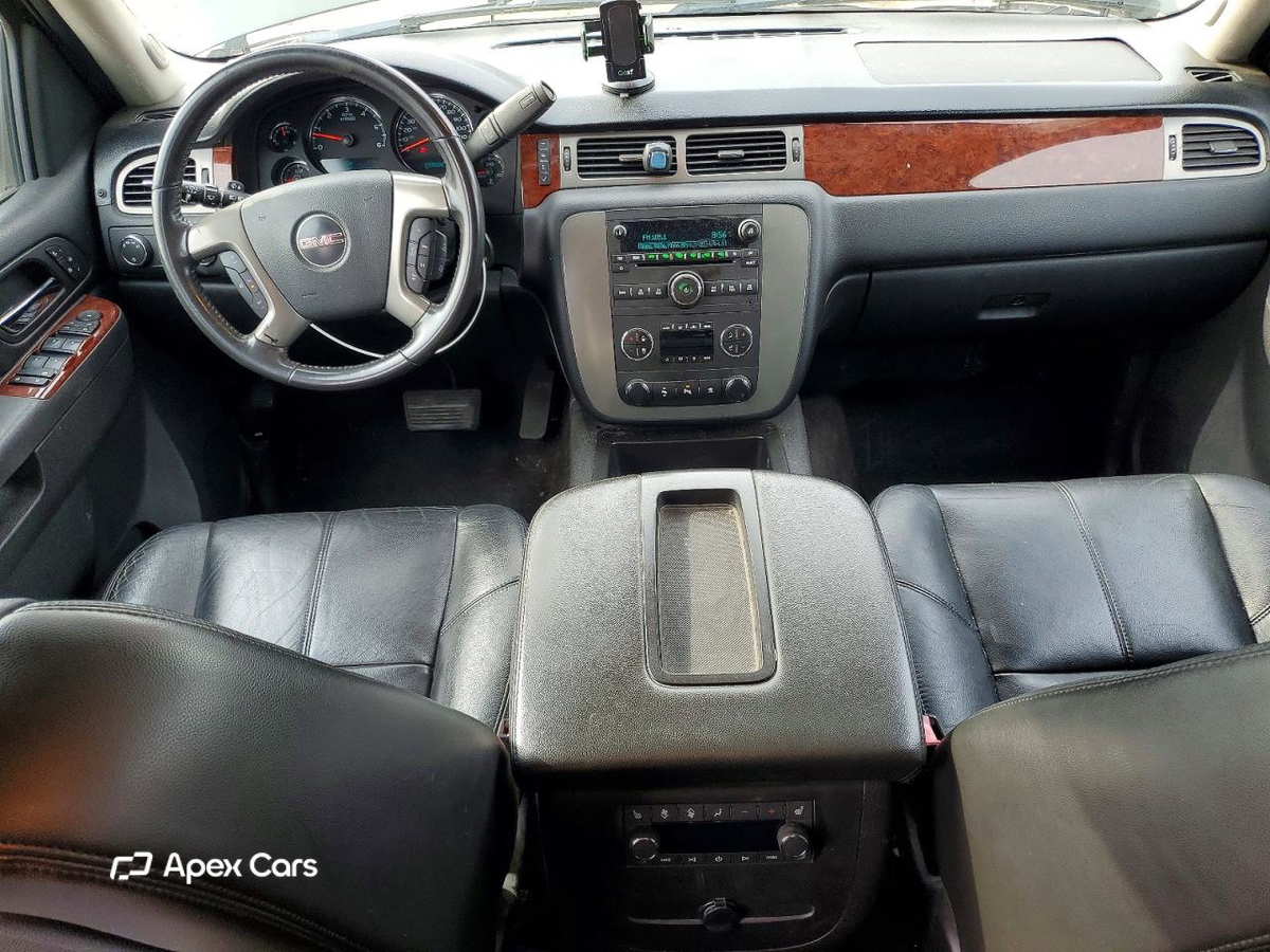 GMC Yukon 2011
