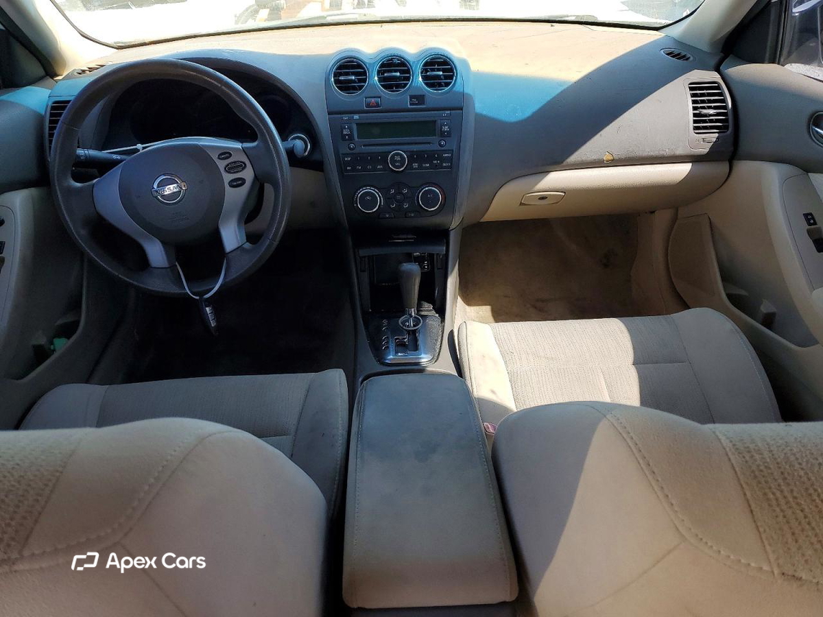Nissan Altima 2012