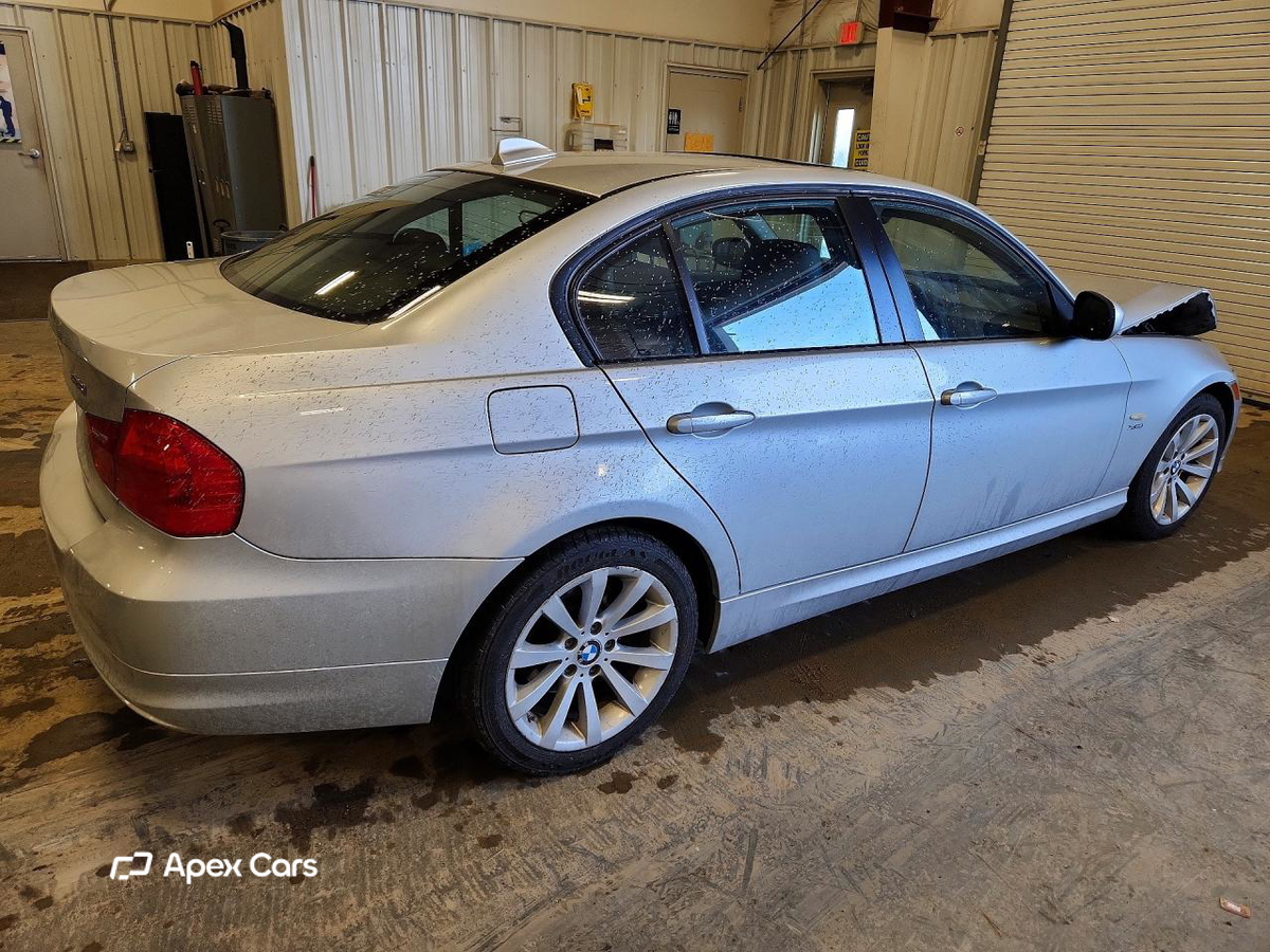 BMW Series 3 2011