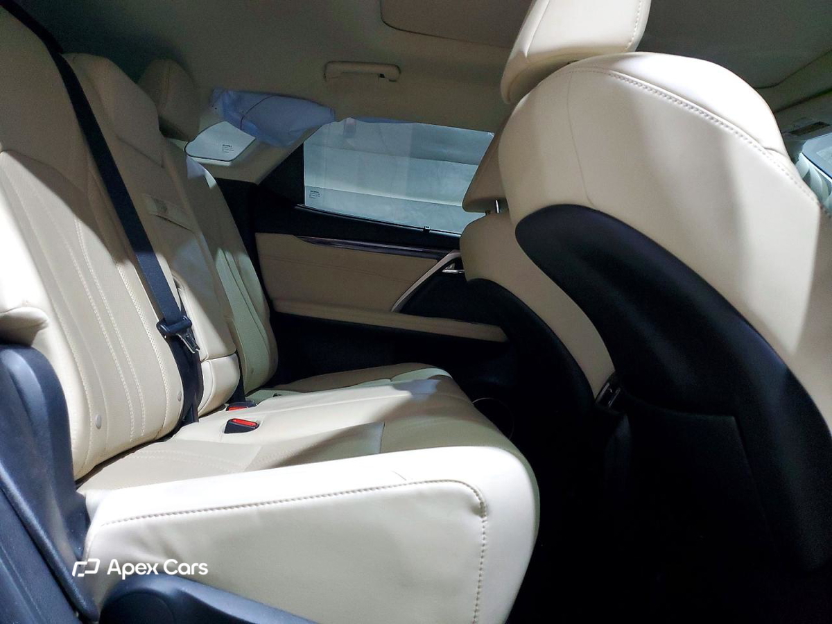 Lexus RX 2021