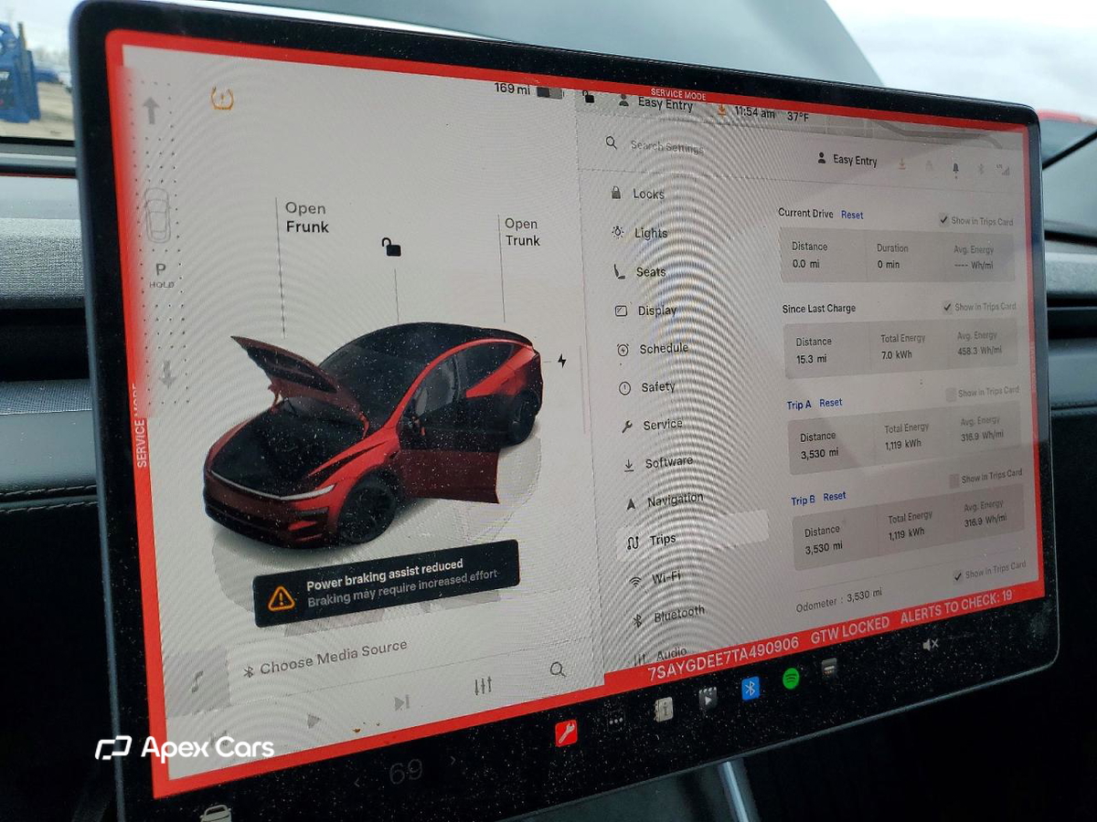 Tesla Model Y 2026