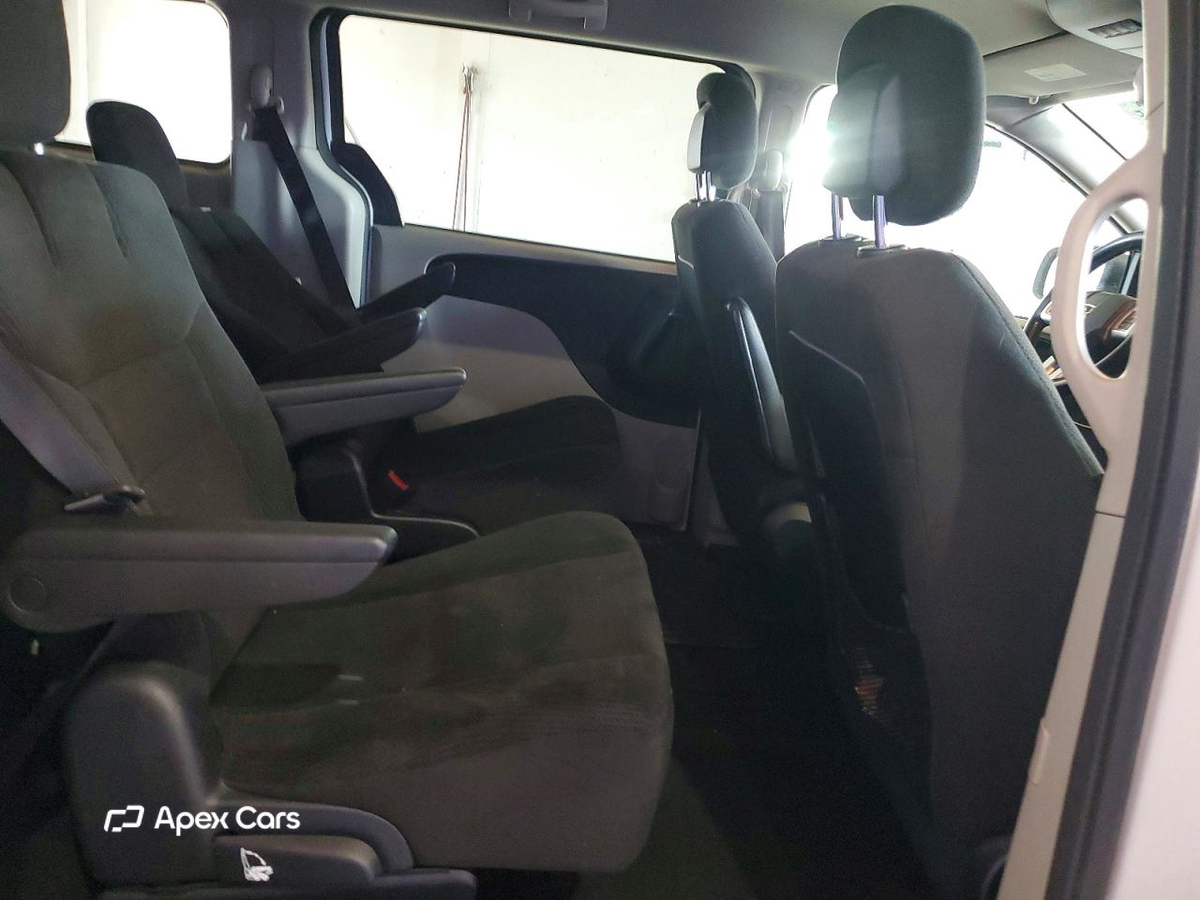 Dodge Caravan 2016