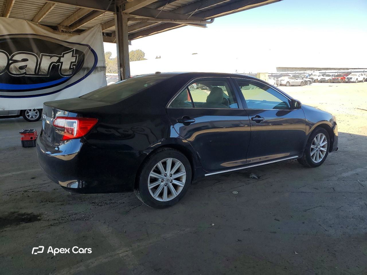 Toyota Camry 2012