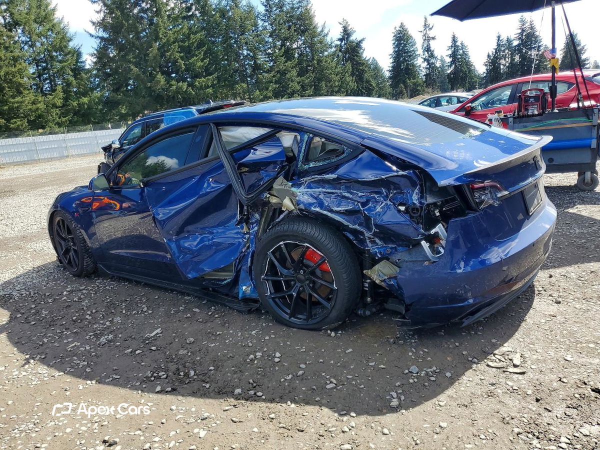 Tesla Model 3 2022