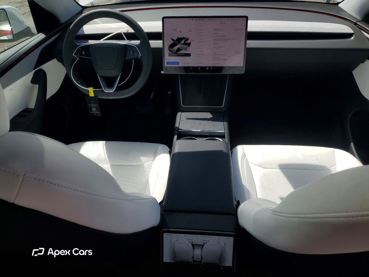 Tesla Model Y 2026