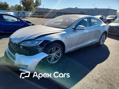 Tesla Model S 2013 - Image 1 of 12