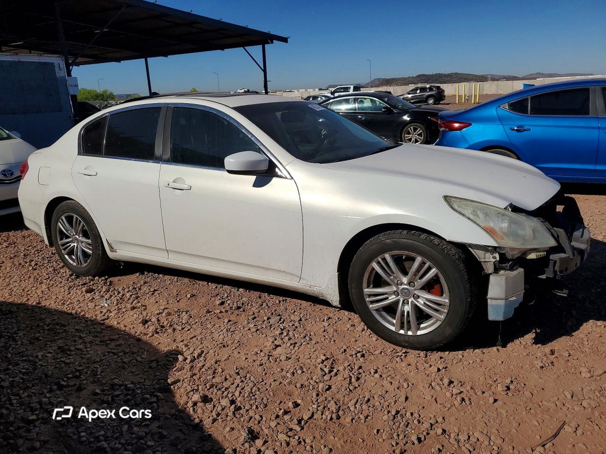 Infiniti G 2010