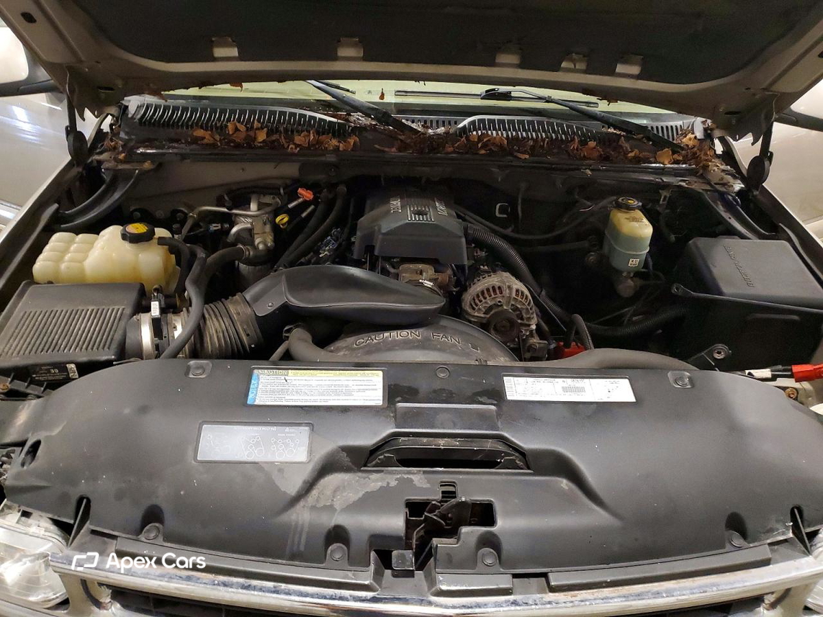 Suburban 2000