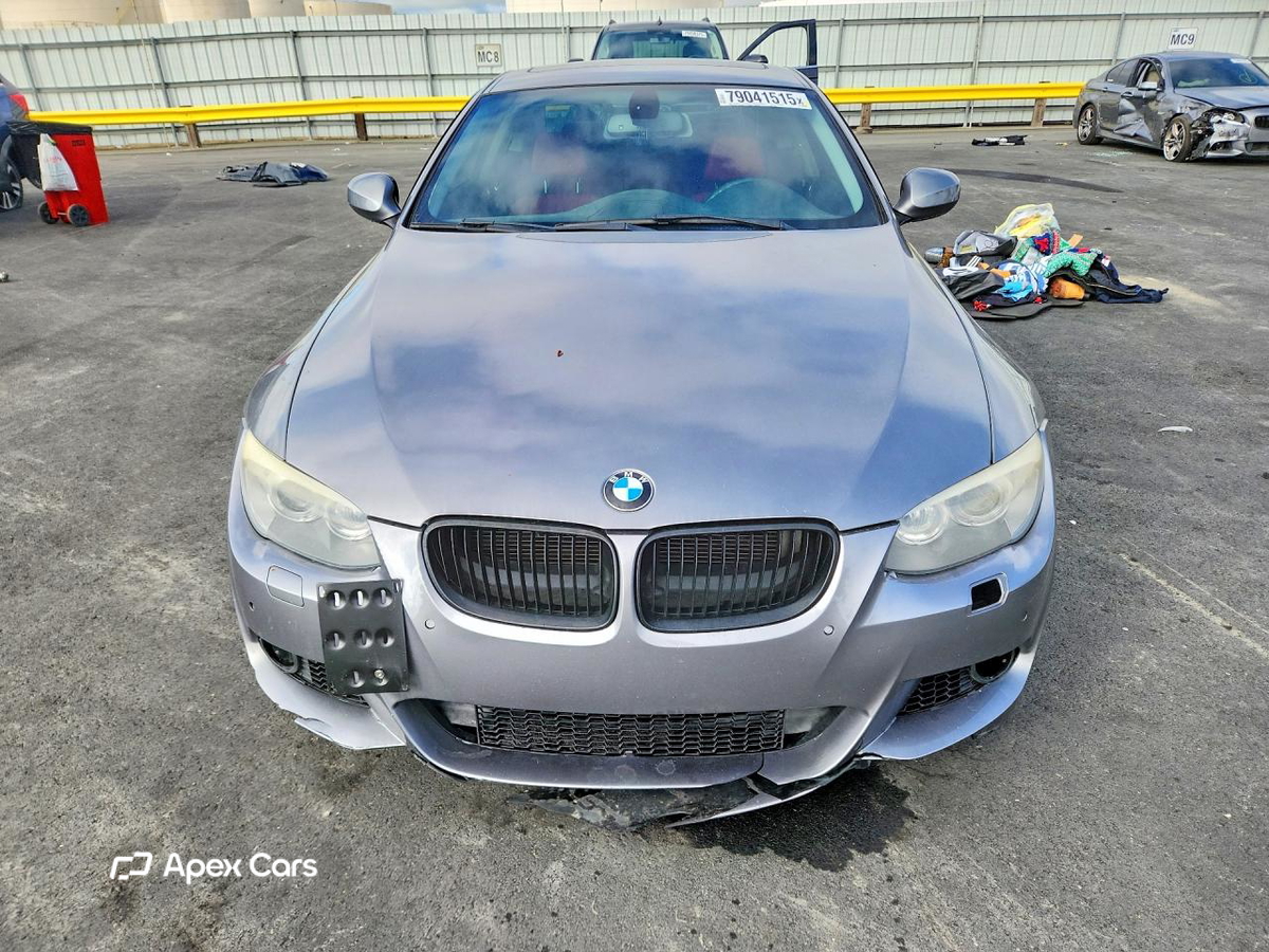 BMW Series 3 2011