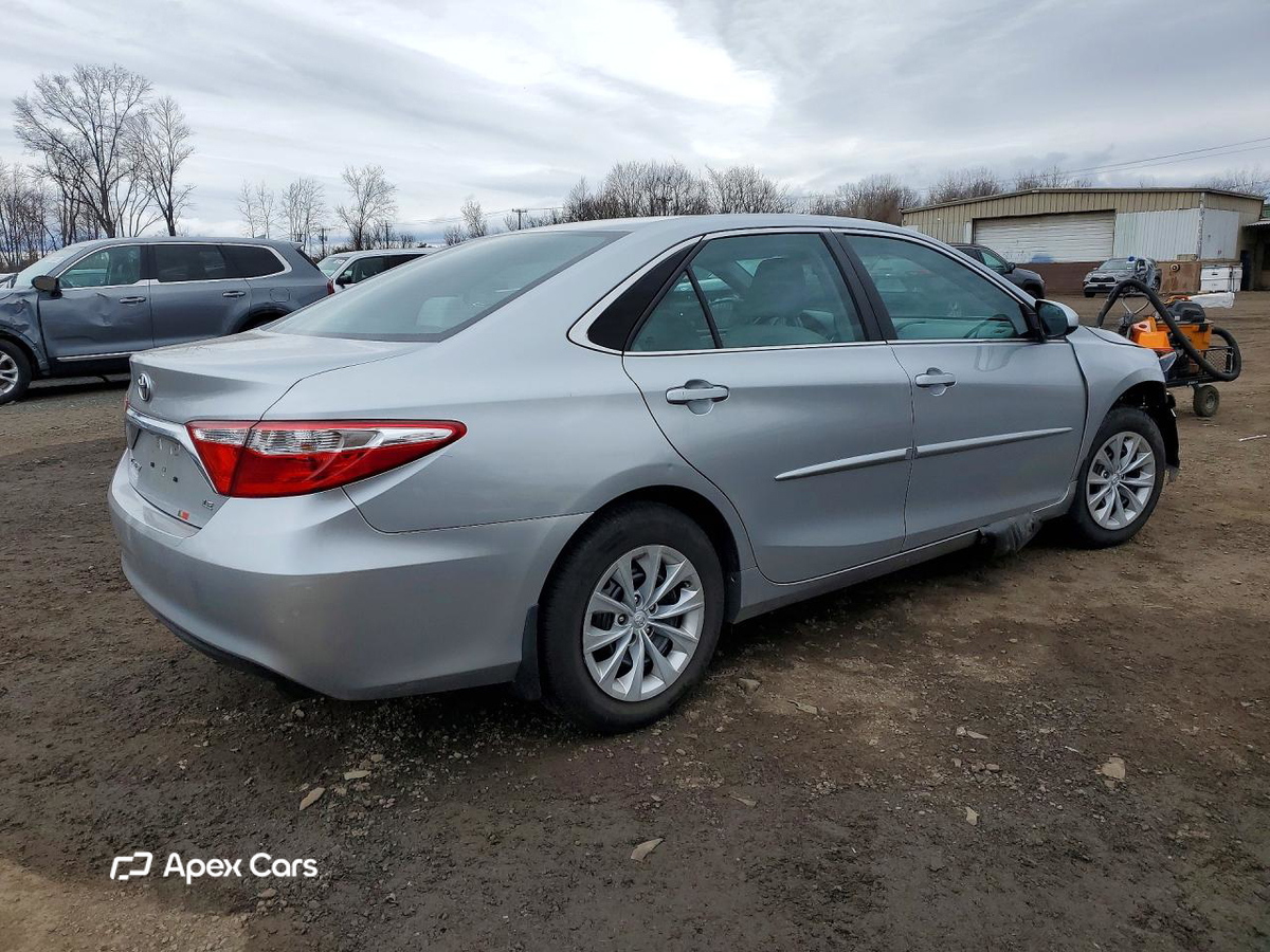 Toyota Camry 2016