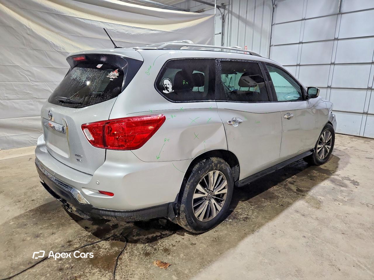 Nissan Pathfinder 2017