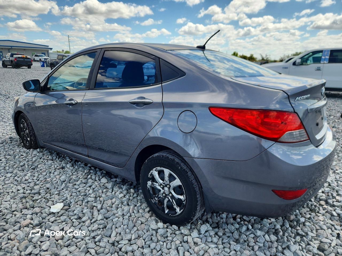 Hyundai Accent 2013