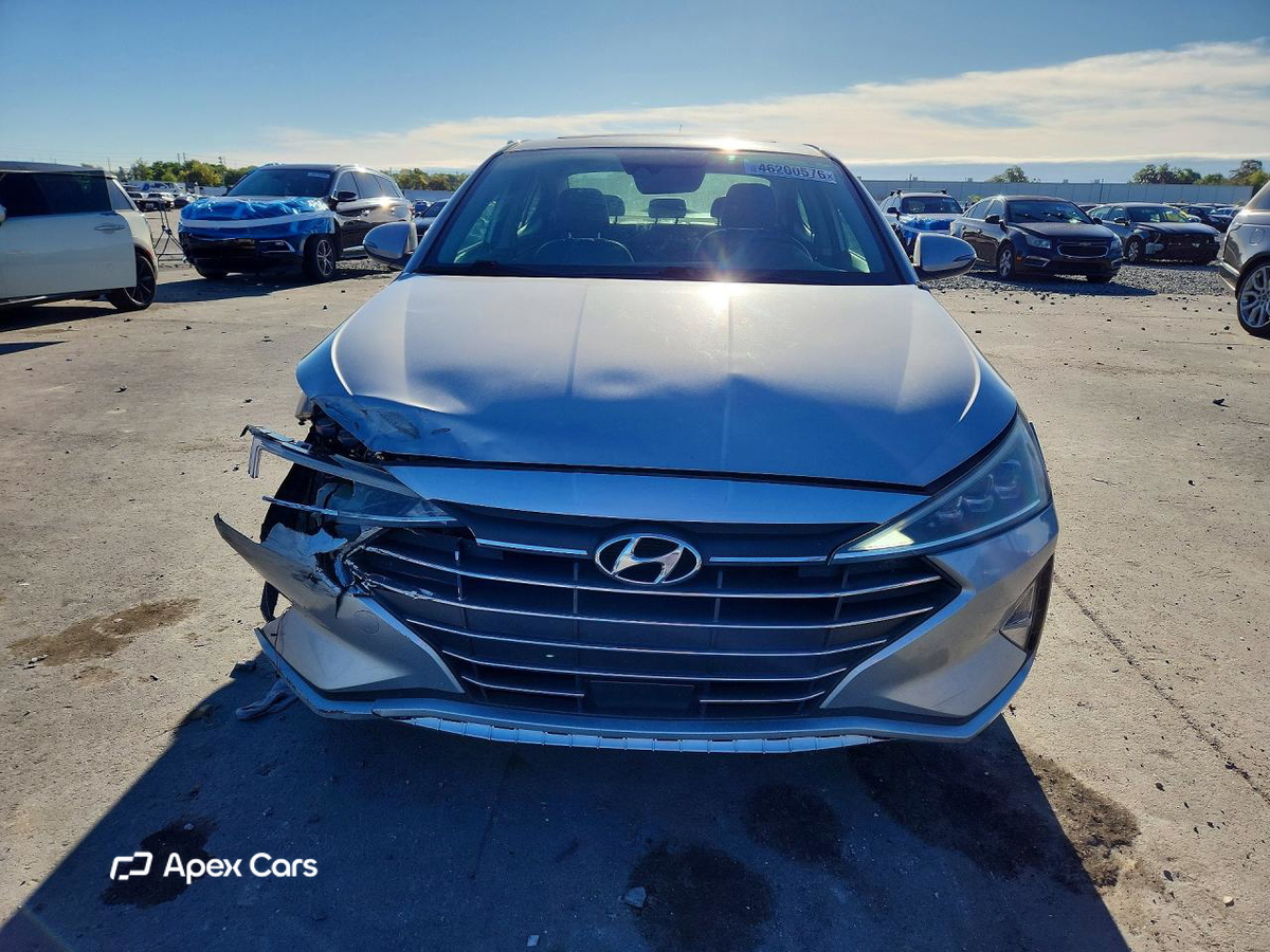 Hyundai Elantra 2020
