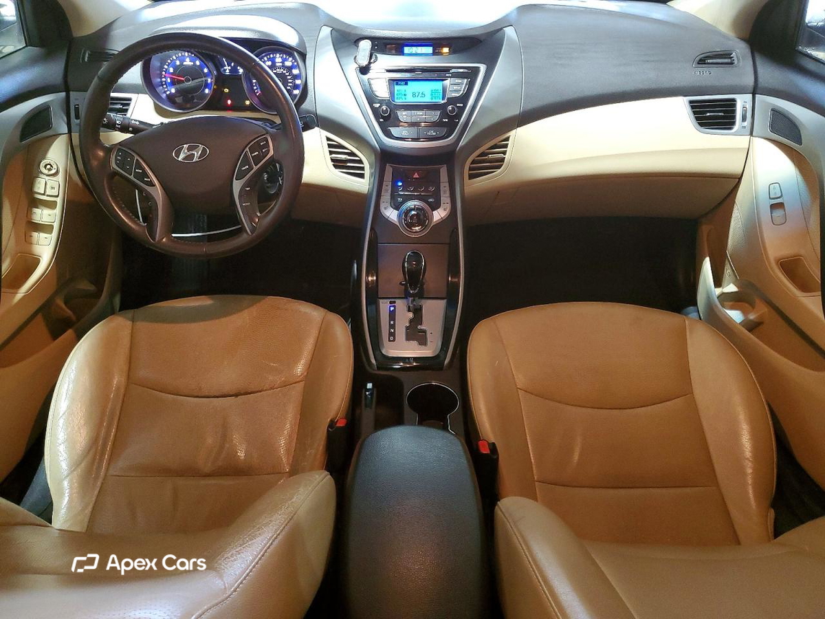 Hyundai Elantra 2013