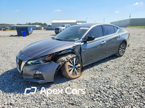 Nissan Altima 2019 - Image 1 of 14