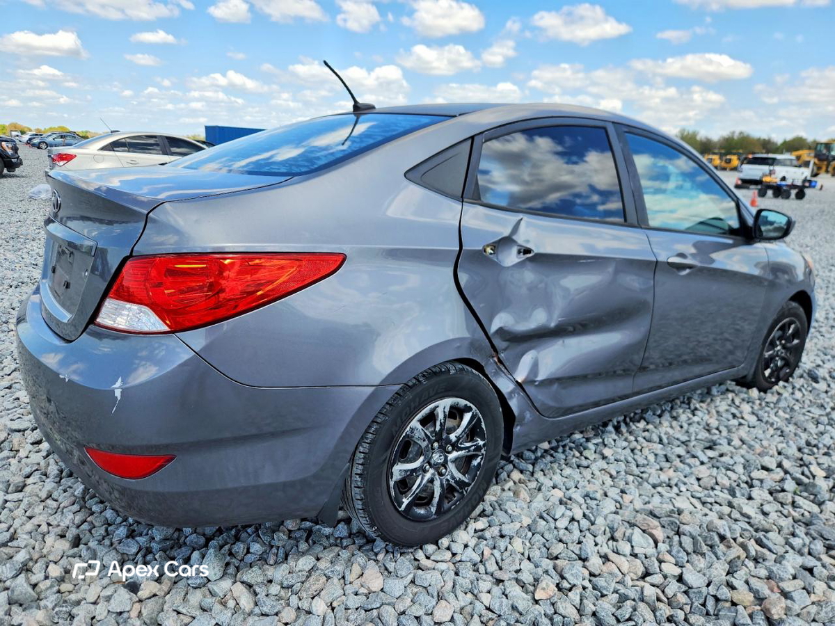 Hyundai Accent 2013